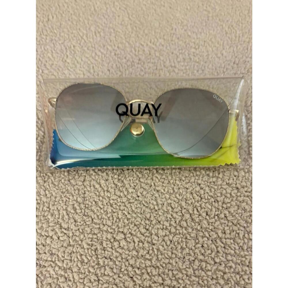 QUAY AUSTRALIA Jezabell Glitter Round Sunglasses